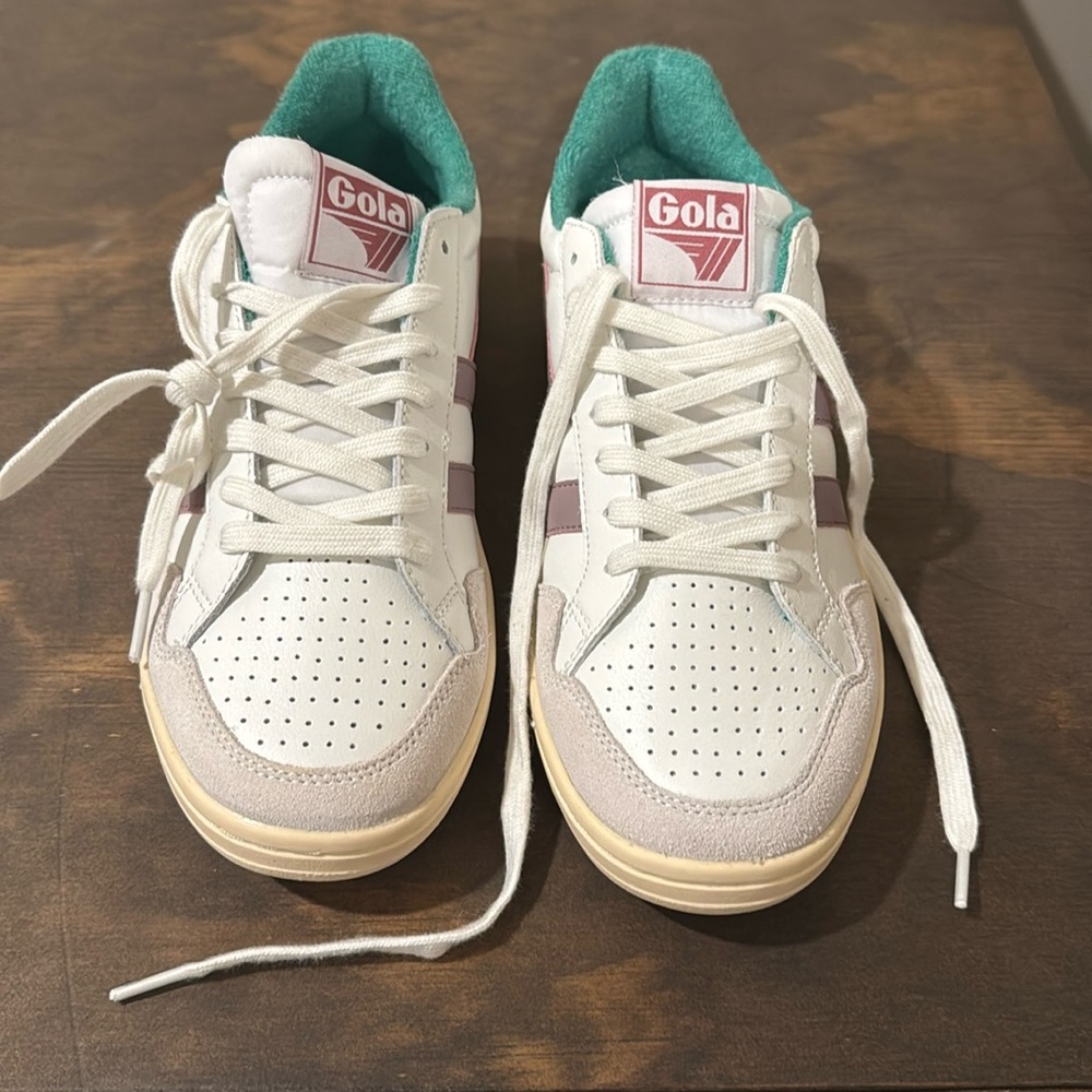 Gola Eagle size 8.5 women’s sneakers Brand new - never worn.